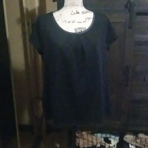 Short sleeve faux leather trim shirt, zip closure